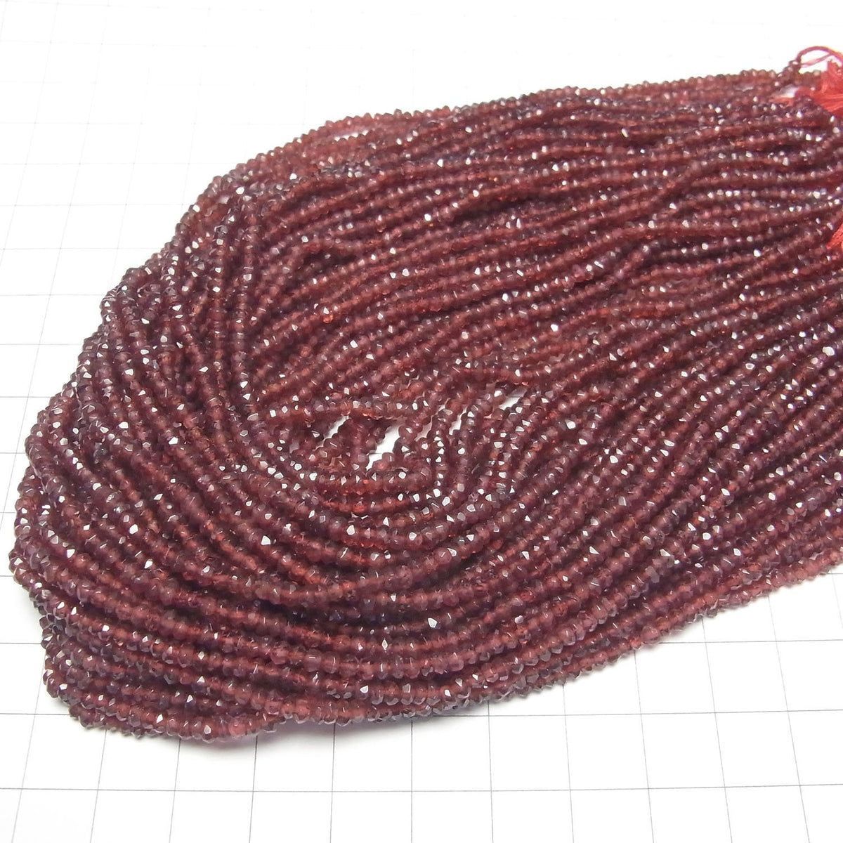India Garnet AAA Faceted Button Rondelle 1strand beads (aprx.14inch / 34cm)