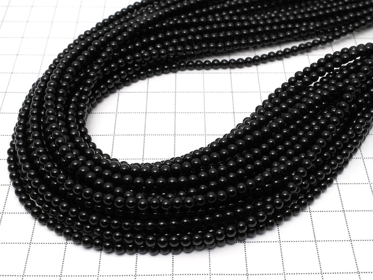Onyx Round 3mm 1strand beads (aprx.15inch/37cm)
