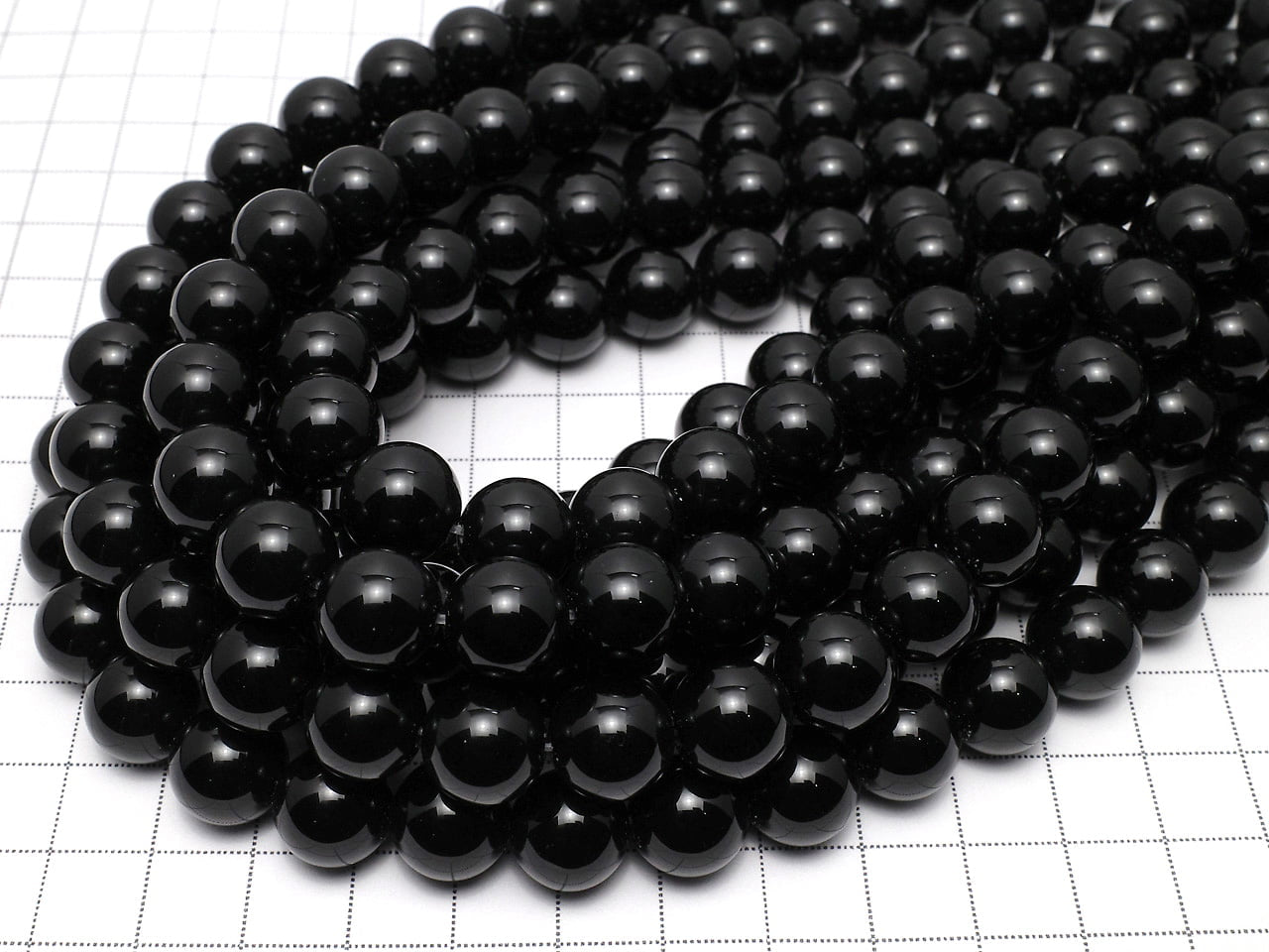 Onyx Round 12mm 1strand beads (aprx.15inch/36cm)