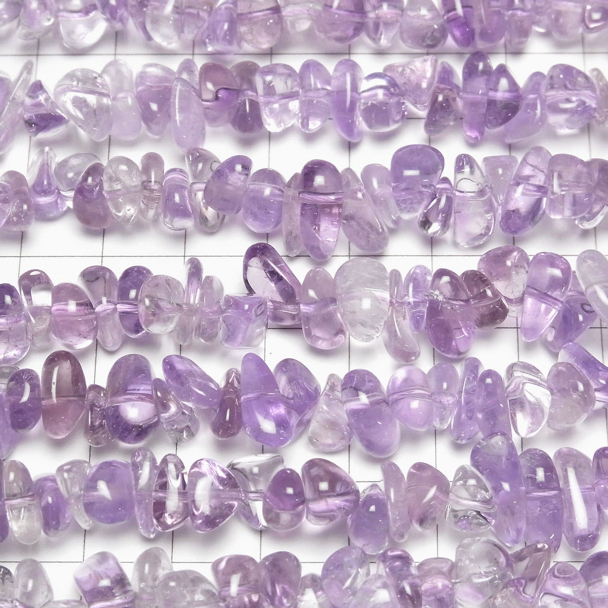 Lavendel-Amethyst Chips (Kleine Nugget) 1 Strang Perlen (ca. 33 Zoll/84 cm)