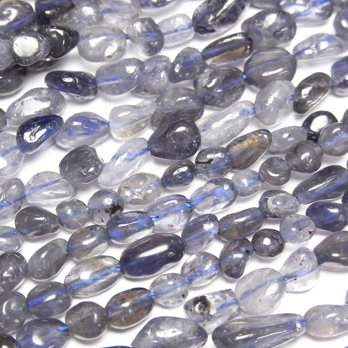 Cordiérite petites pépites 1 fil de perles (environ 14 pouces/35 cm)