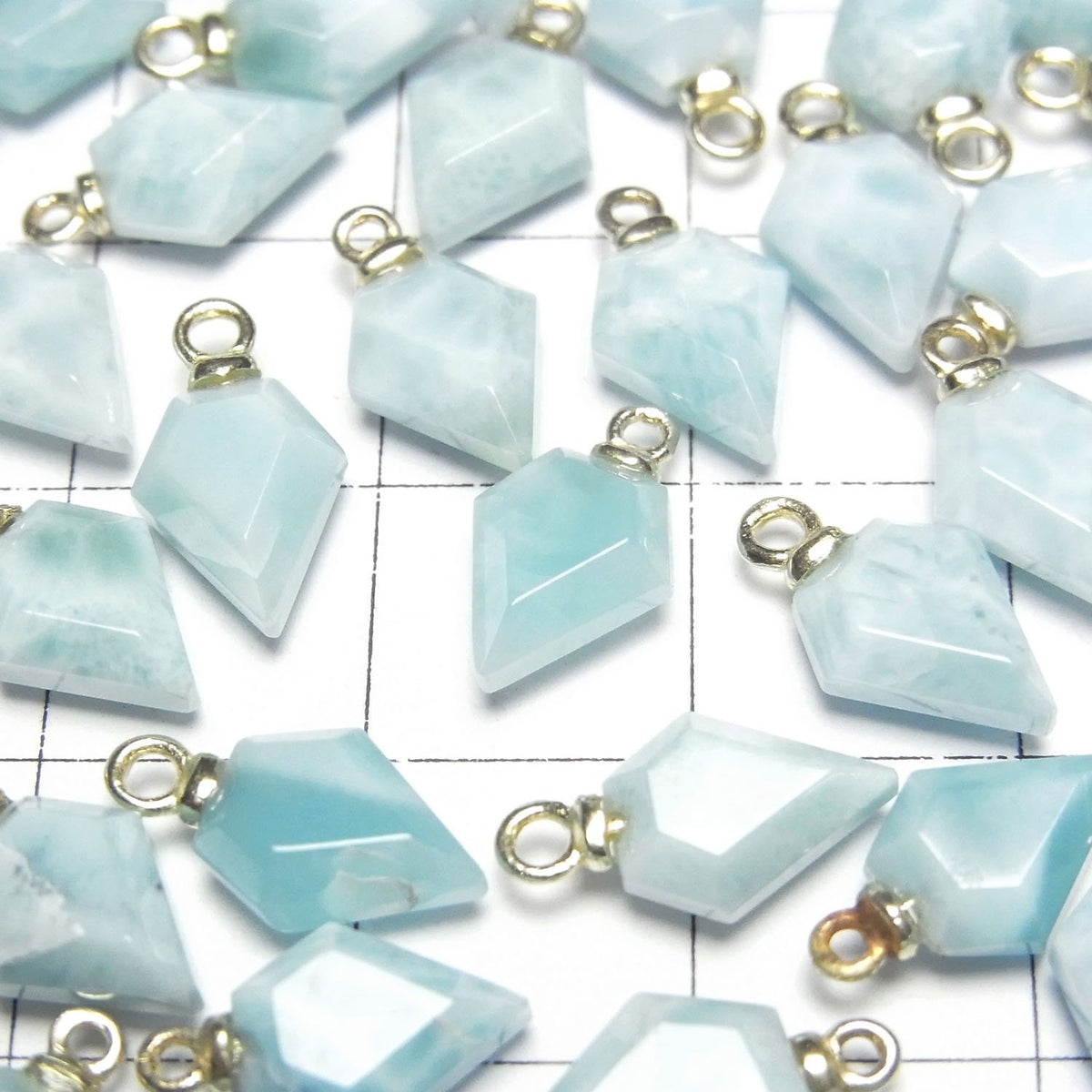 Flèches Larimar Pectolite Tête 9x7mm Breloque 2pcs