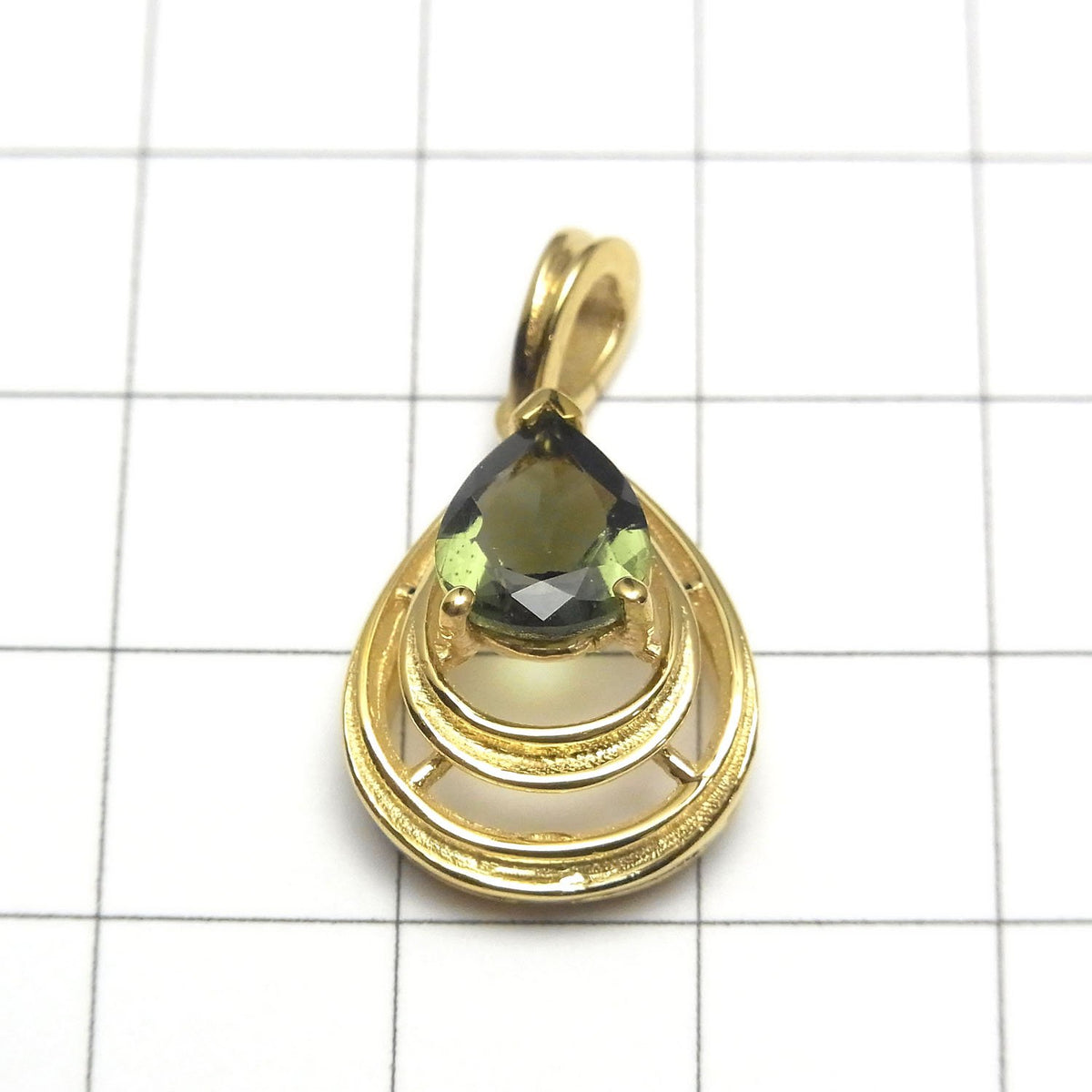 優質AAA級莫爾多瓦石梨形刻面9x7毫米吊墜18K鍍金1件