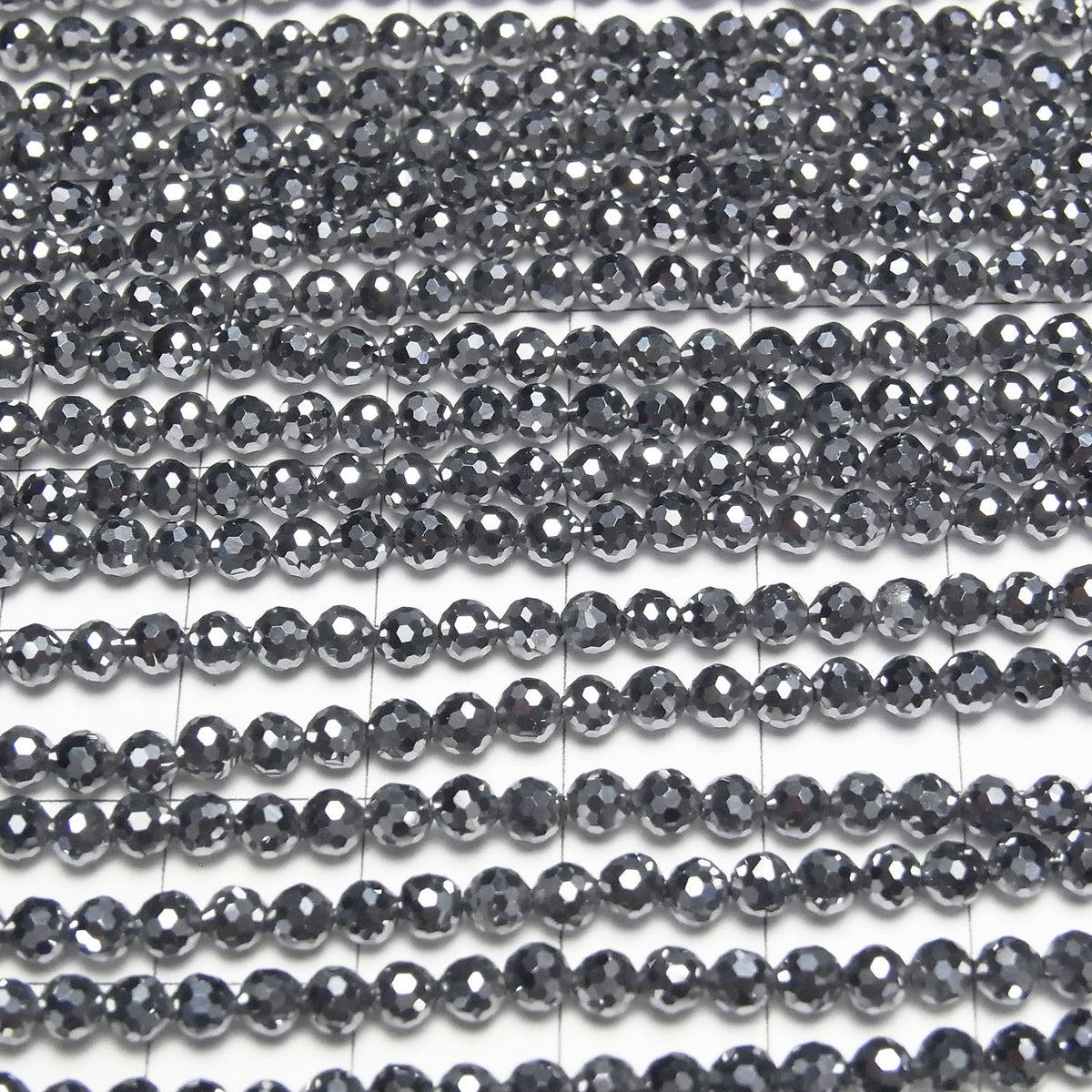 Haute qualité ! 2pcs 8,79 $ ! Perles Terahertz rondes à 128 facettes 3 mm 1 fil (environ 15 pouces/36 cm)