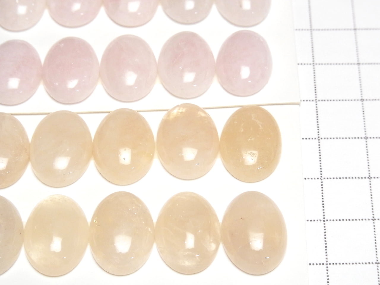 Morganit AA Oval Cabochon 18x13mm 2 Stück
