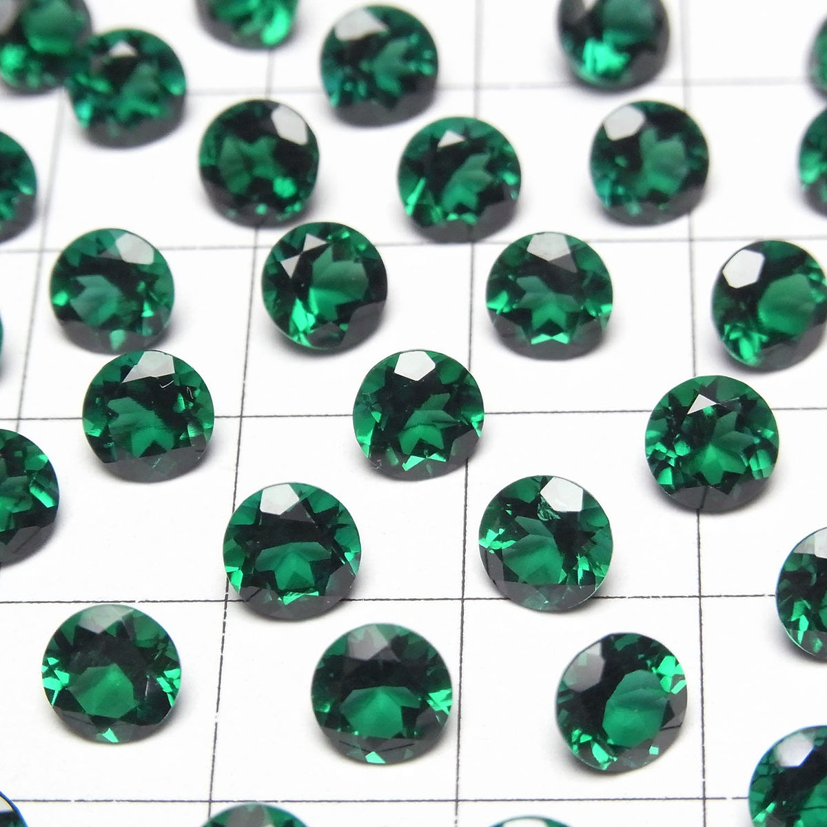 人造祖母綠 AAA 裸石 圓形刻面 6x6mm 1顆