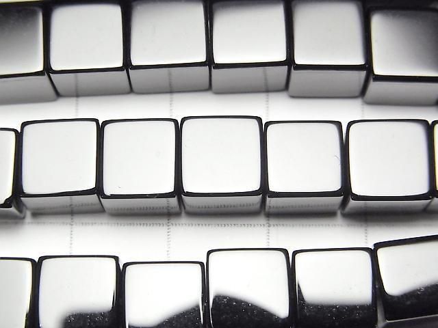 Onyx Cube 8x8x8mm half or 1strand beads (aprx.15inch/38cm)