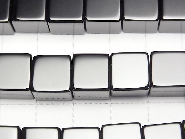 Onyx Cube 10x10x10mm half or 1strand beads (aprx.15inch/38cm)