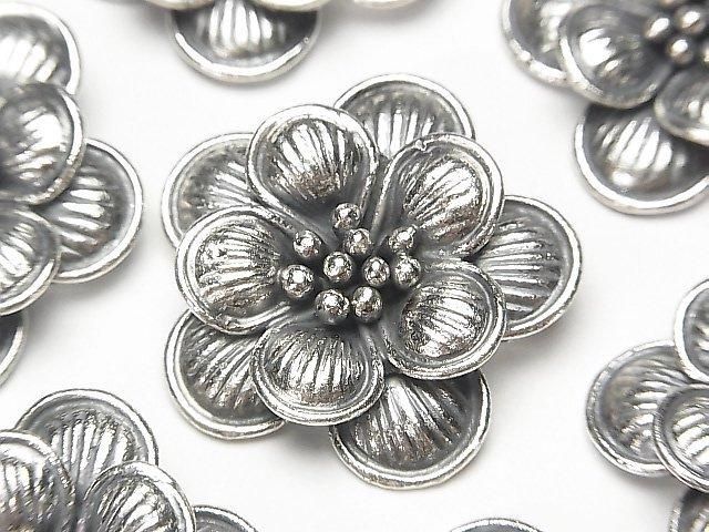 Karen Silver Flower Charm 30x30mm 1pc