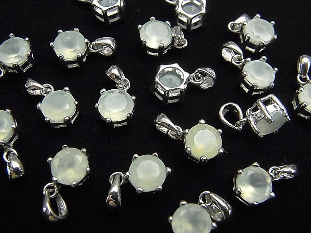 High Quality pastel green color Chalcedony AAA Brilliant Cut Pendant 8 x 7 x 5 mm Silver 925