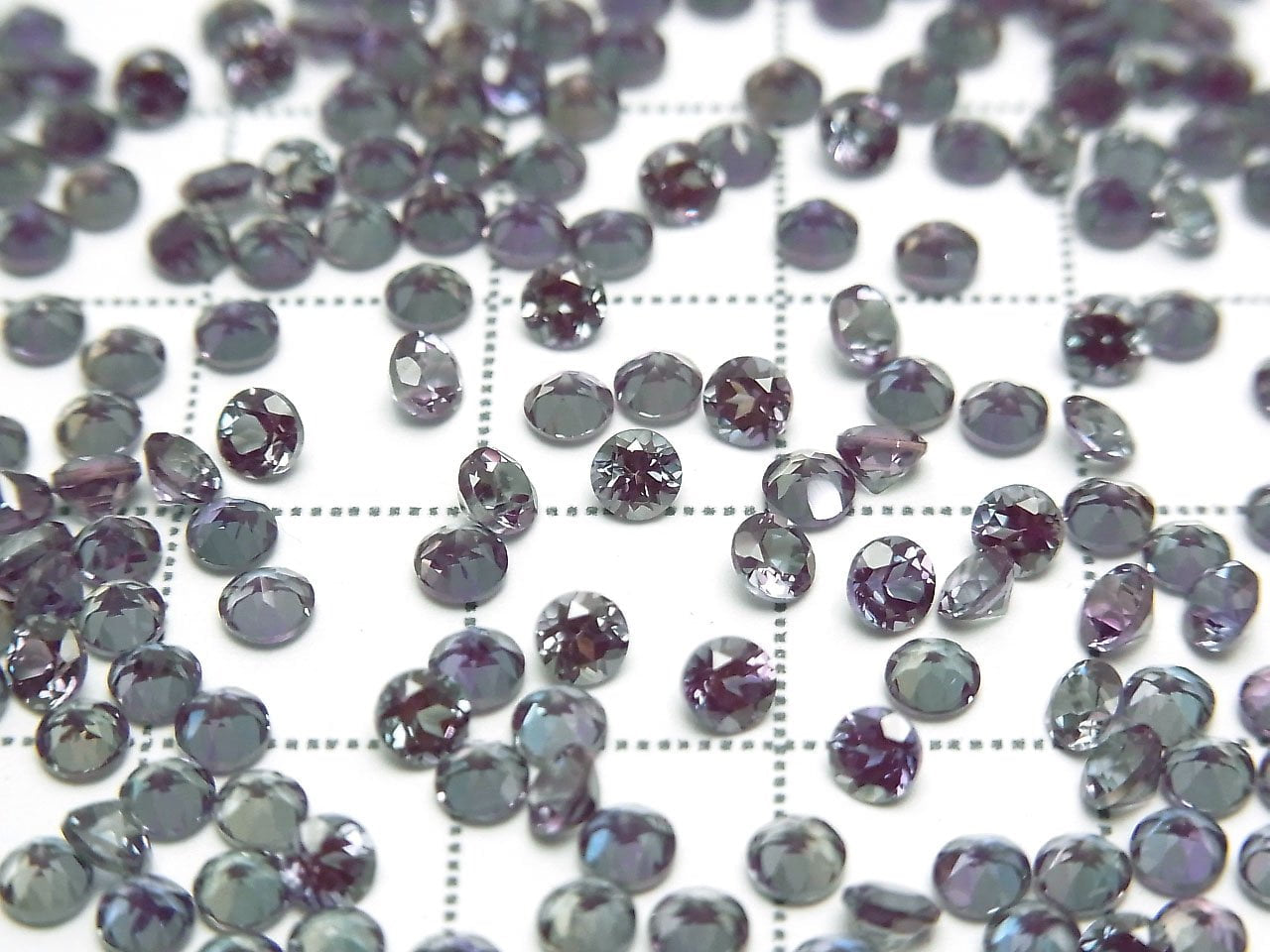 合成亞歷山大石 AAA 裸石 圓形刻面 3x3mm 1顆