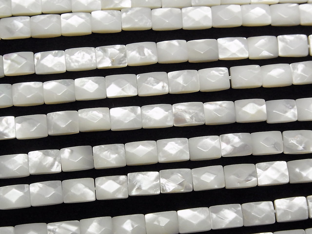 High Quality White Shell (Silver-lip Oyster)AAA Faceted Rectangle 7x5x4mm 1/4 or 1strand beads (aprx.15inch/38cm)