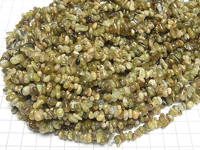 1strand $5.79! Green Garnet AA Chips (Small Nugget) 1strand beads (aprx.33inch / 84cm)