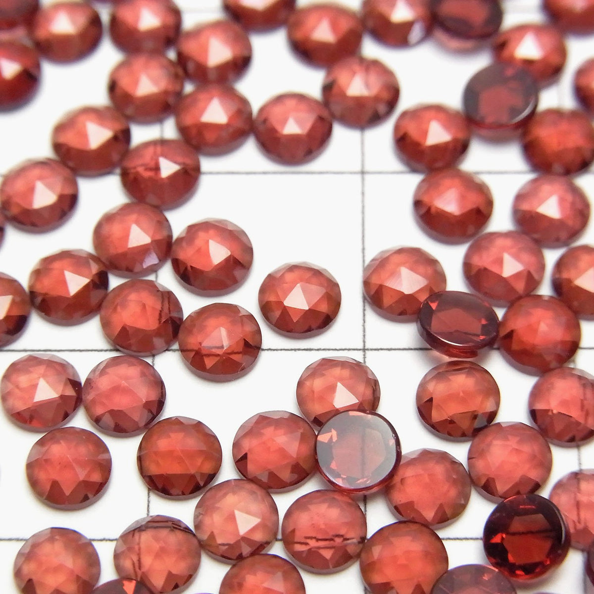 高品質莫三比克石榴石 AAA 圓形玫瑰切割 4x4x2mm 10顆