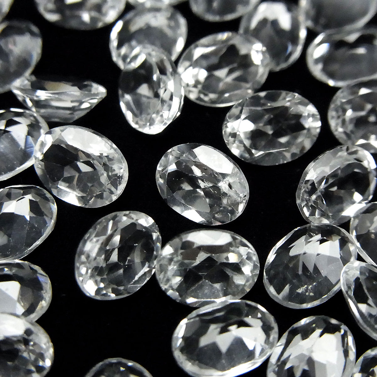 Hochwertiger weißer Topas AAA lose Steine oval facettiert 8x6mm 5Stück