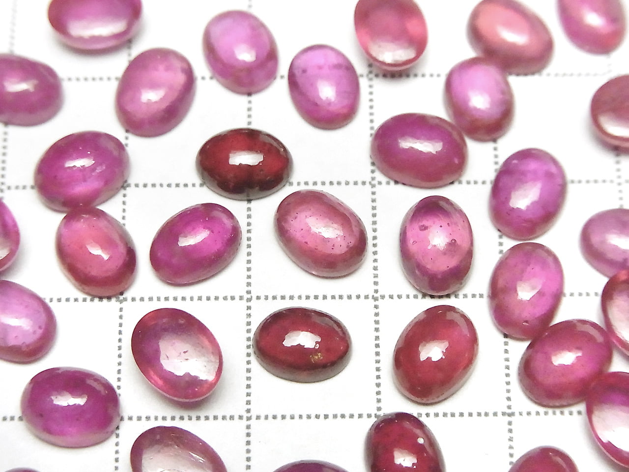 Hochwertiger Rubin AA++ Oval Cabochon 8x6mm 2 Stück