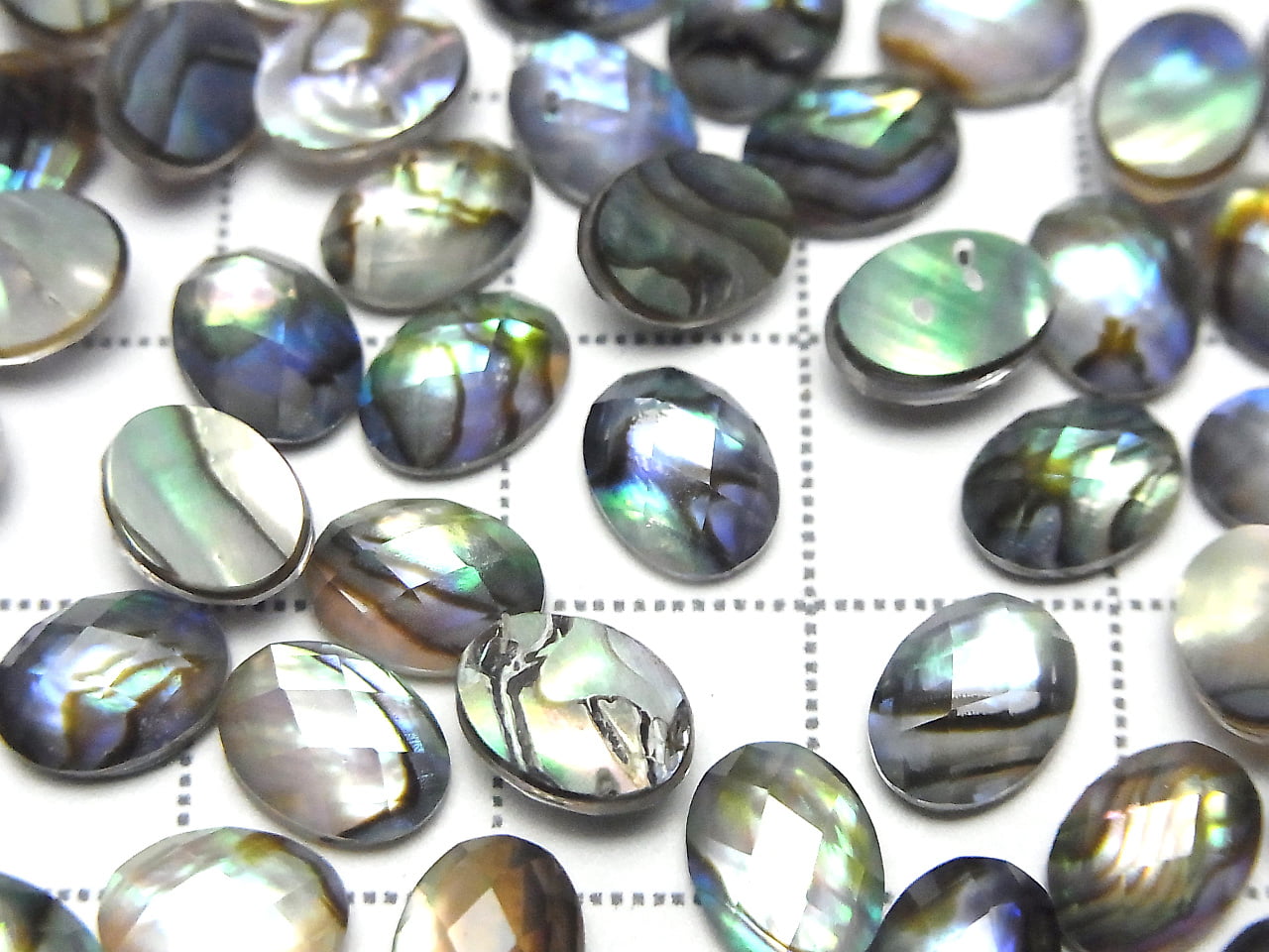 Abalone-Muschel x Kristall AAA- Oval Facettierter Cabochon 8x6mm 3 Stück