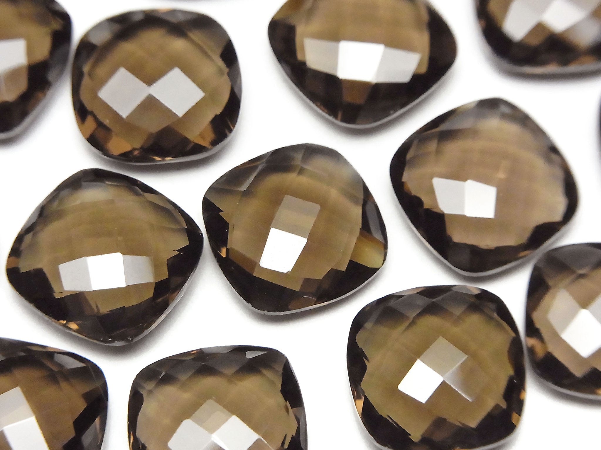 高品質煙水晶 AAA級 未鑽孔 方形靠墊切割 14x14x5mm 3顆 14.99美元!
