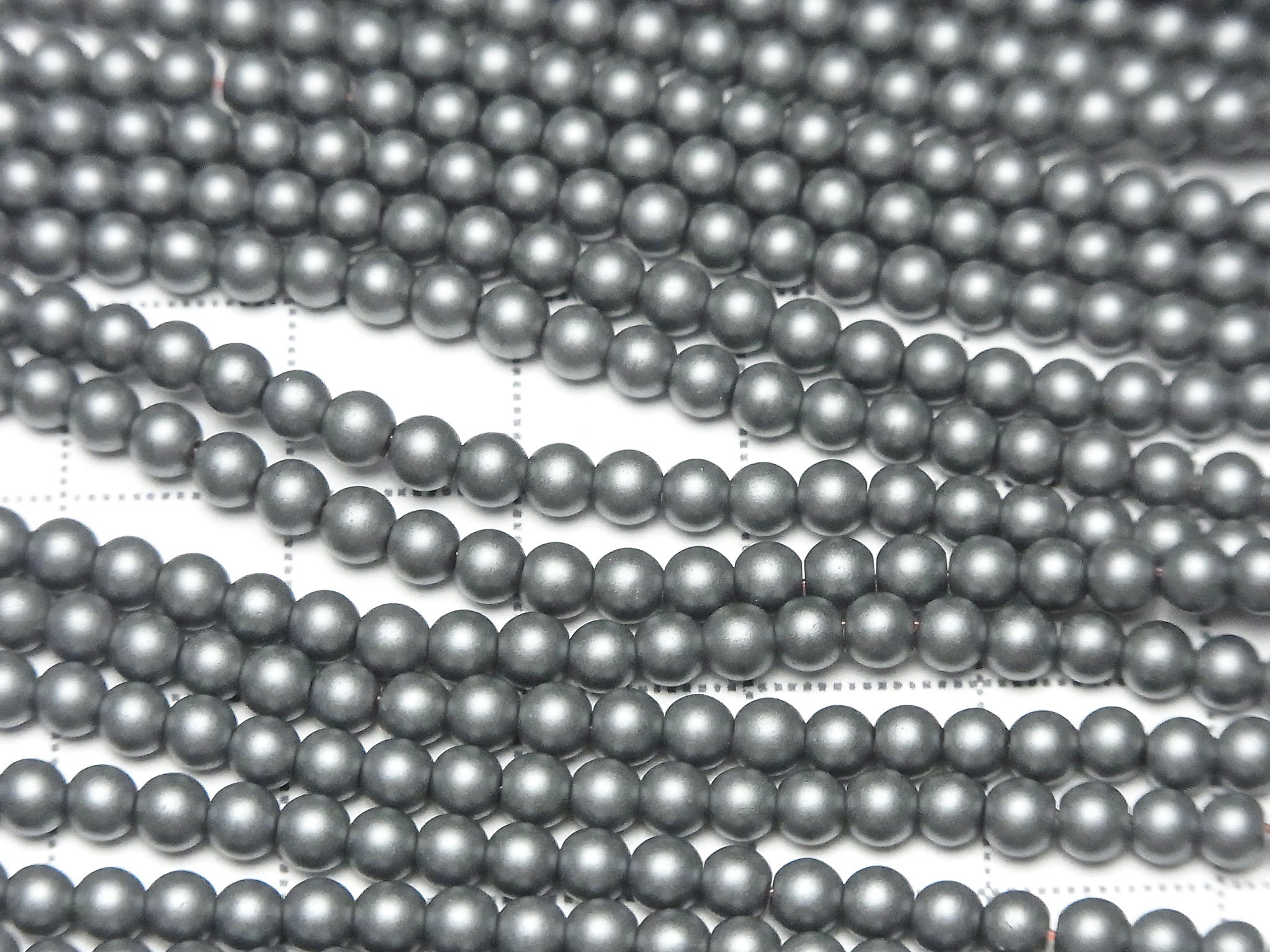 1strand $1.79! Frost Hematite Round 3mm 1strand beads (aprx.15inch / 38cm)