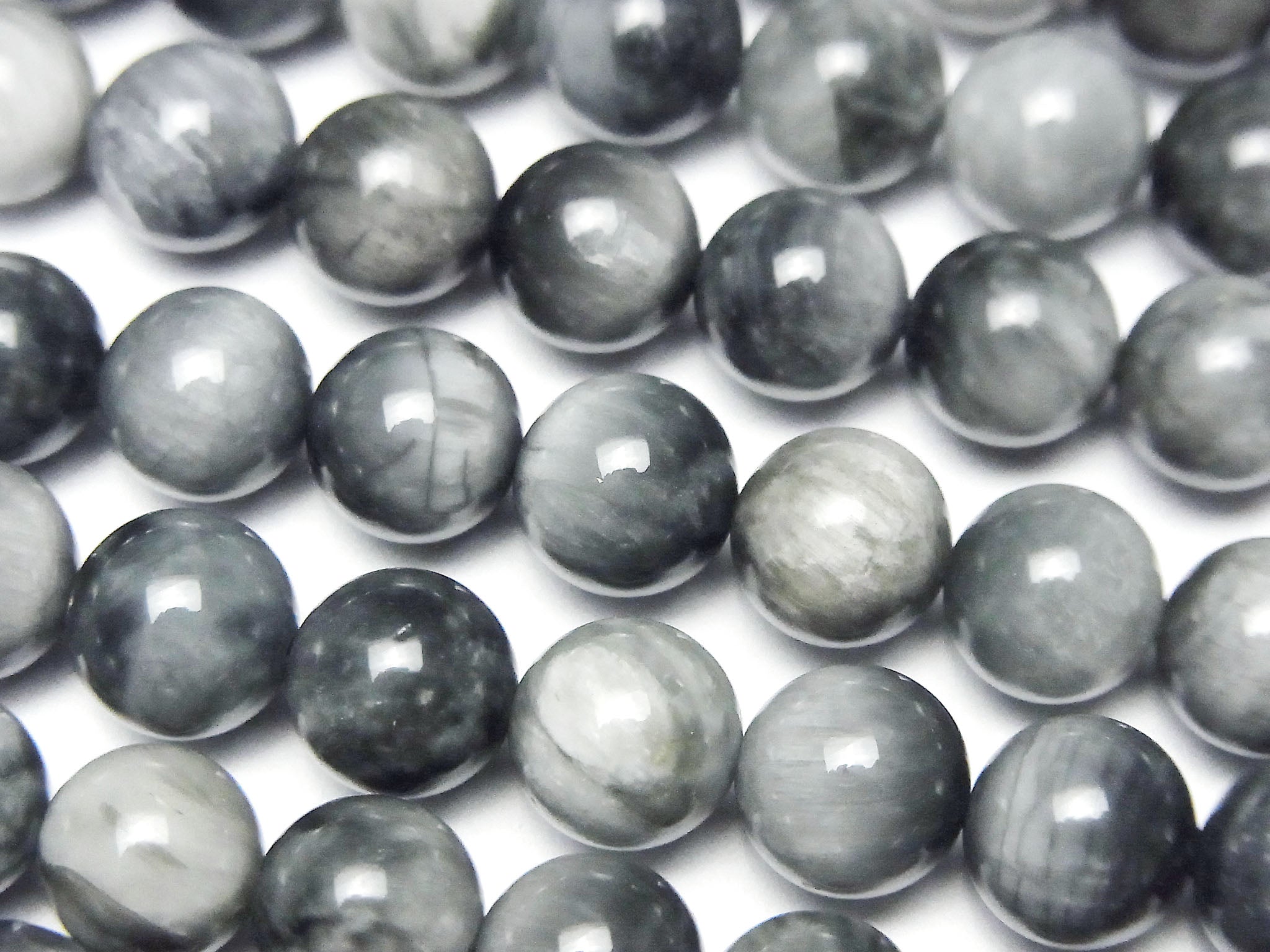Eagle Eye AA Round 8mm half or 1strand beads (approx. 15 inches/36 cm)