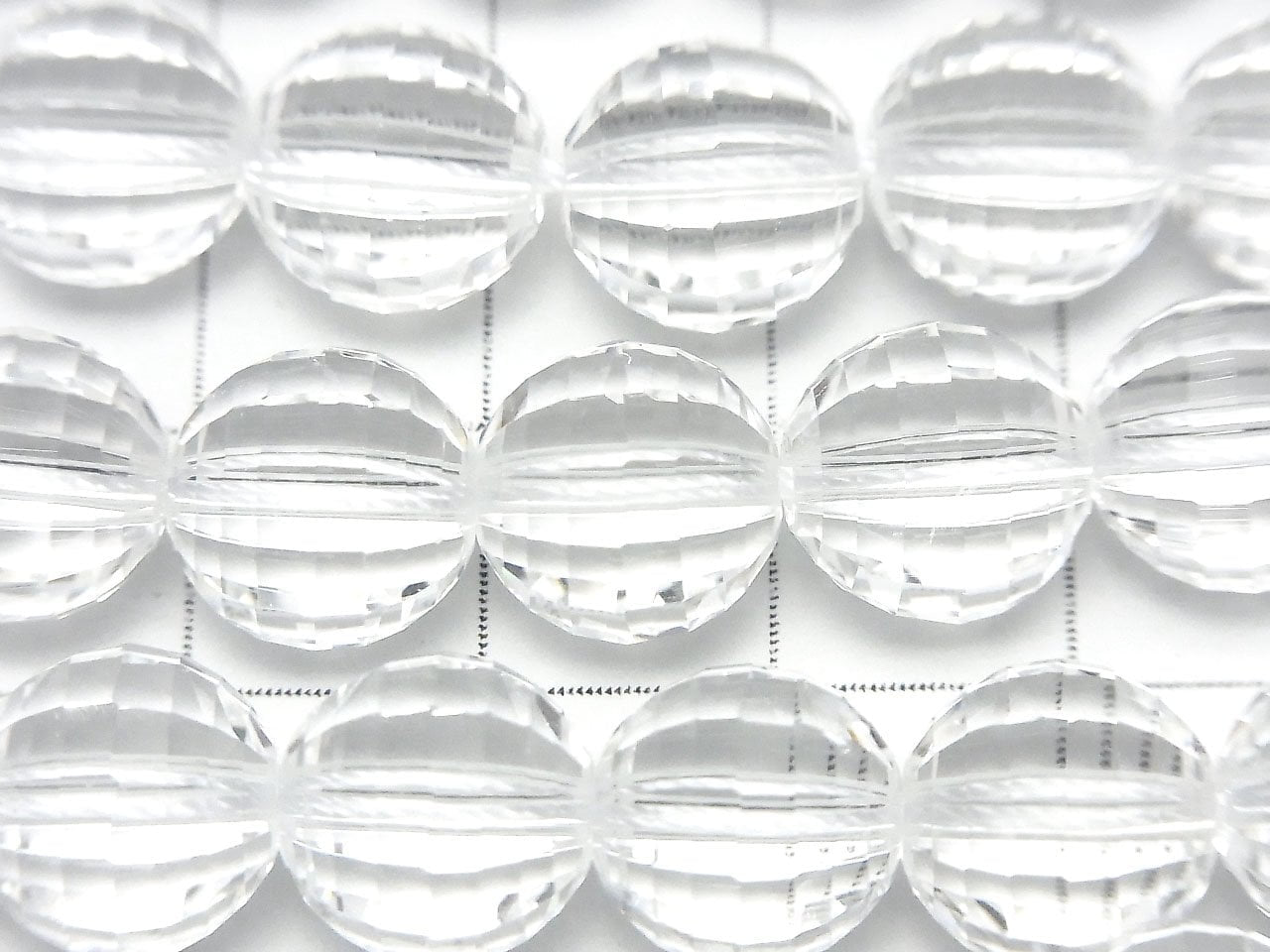 高品質!水晶石英 AAA+ 鏡面刻面圓珠 10mm「特殊切割」1/4 或 1 串珠(約 15 英寸/36 公分)