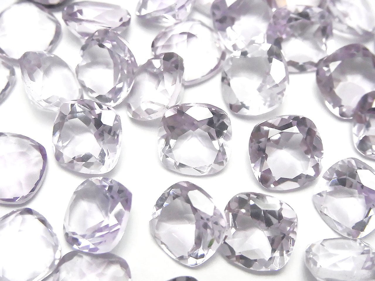 Améthyste de haute qualité AAA Pierre précieuse carrée à facettes 10x10mm 3 pièces