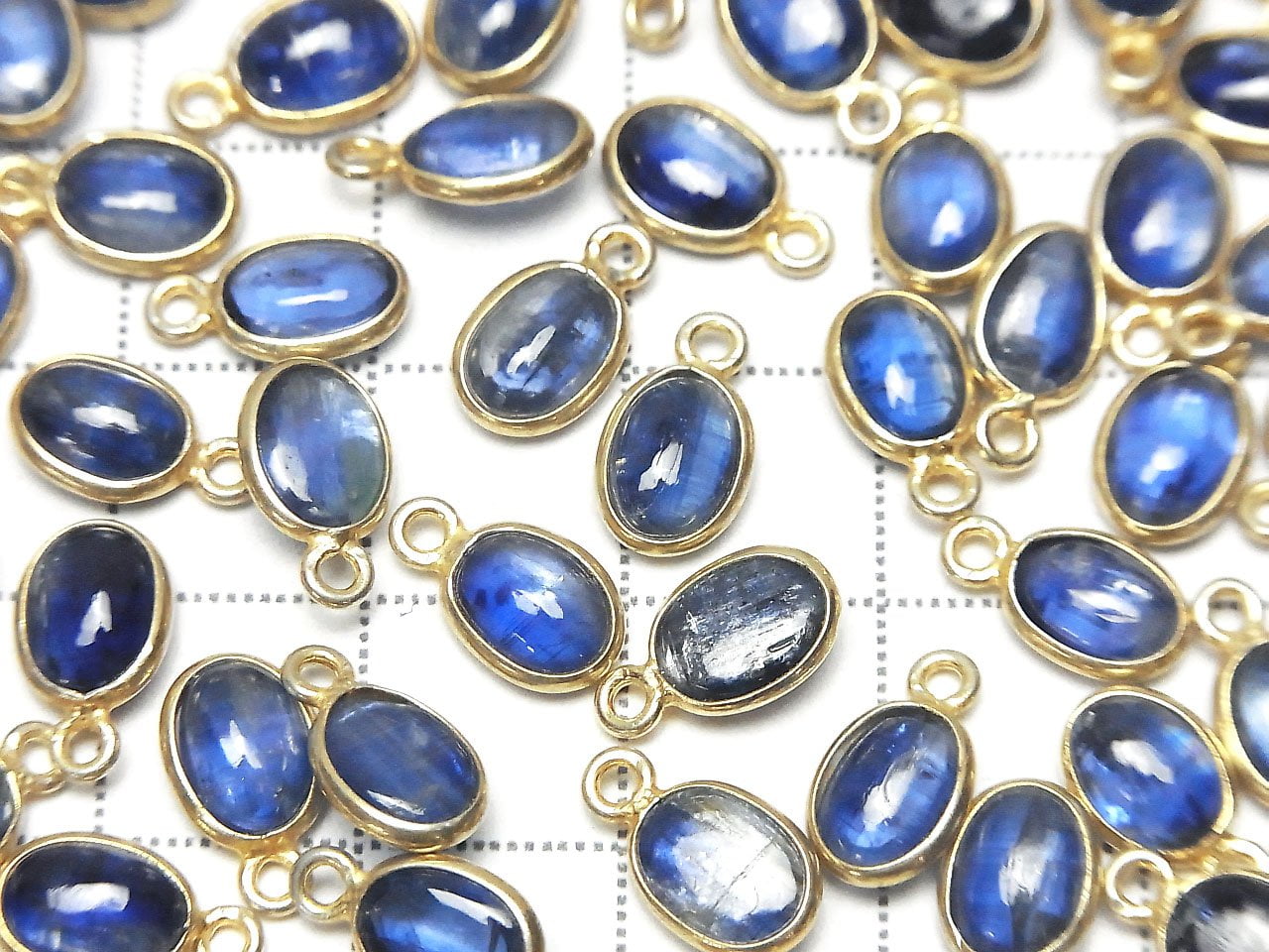 High Quality Kyanite AAA- Bezel Setting Oval 8x6mm 18KGP 2pcs