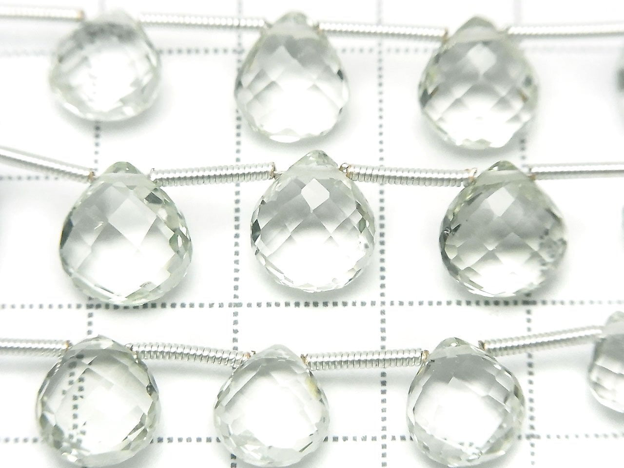 1 Strang 39,99 $! Hochwertiger grüner Amethyst AAA Kastanienbraun Facettierte Briolette 1 Strang Perlen (13 Stück).