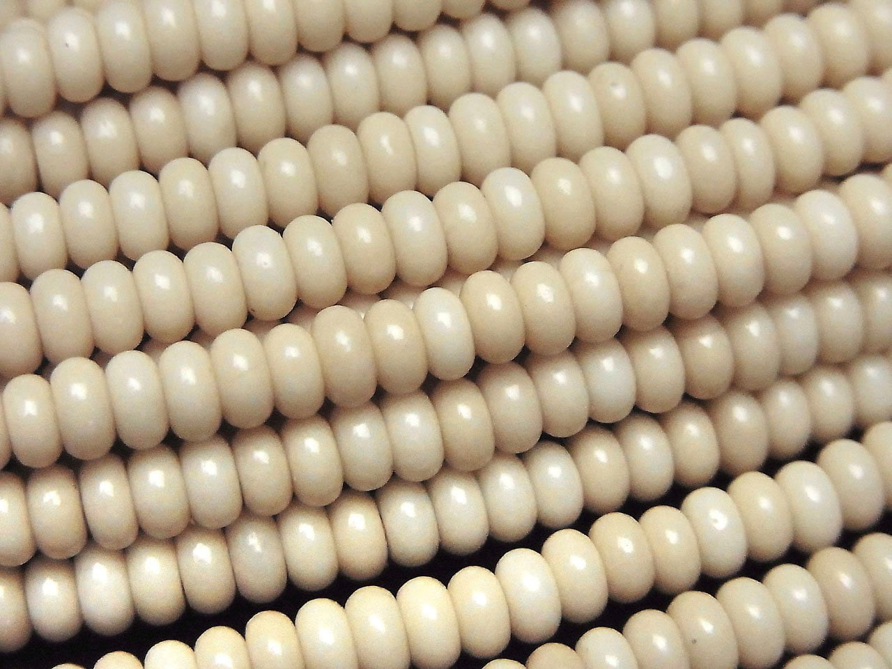 Riverstone Rondelle 4x4x2mm 1strand beads (aprx.15inch/36cm)