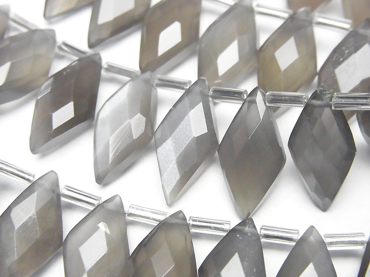 Gray Moonstone AA++ Diamond Shape 1strand beads (12pcs)