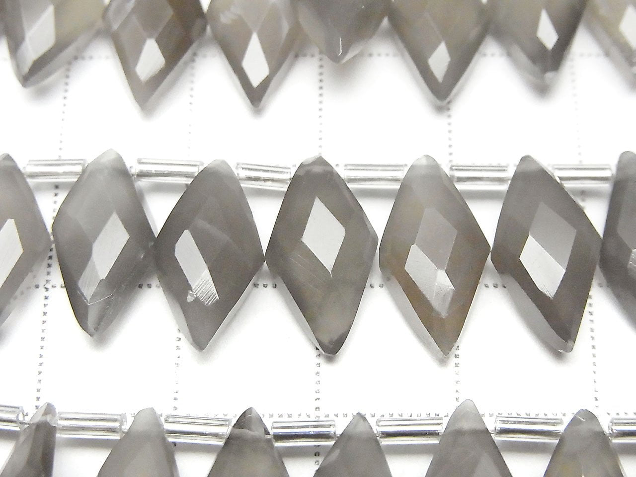 Gray Moonstone AA++ Diamond Shape 1strand beads (12pcs)