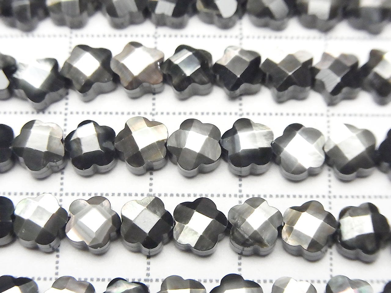 高品質黑色貝殼花 (刻面) 6 x 6 x 4 mm 半串或 1 串珠子 (約 15 英寸 / 38 公分)