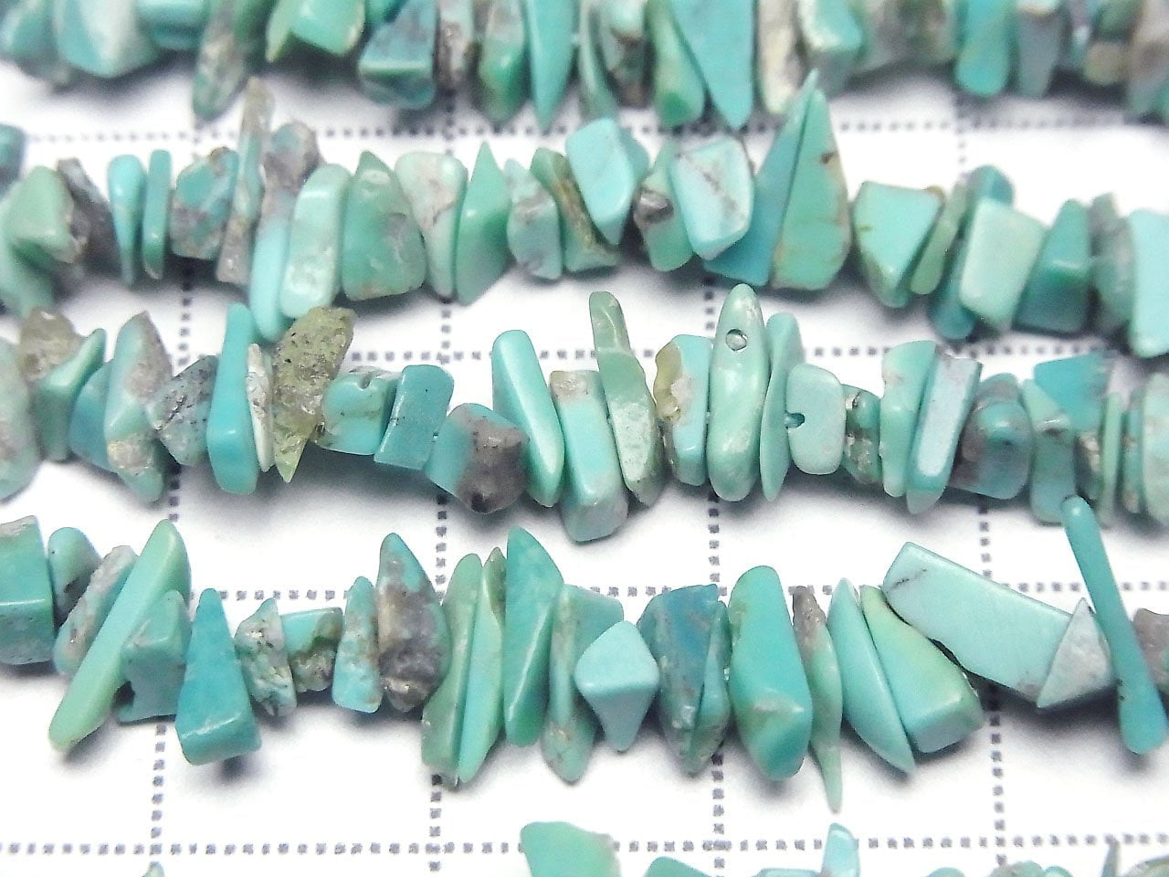 Pépites de Turquoise AA++ (petite pépite) en demi-fil ou en fil complet (environ 44 cm/18 pouces)
