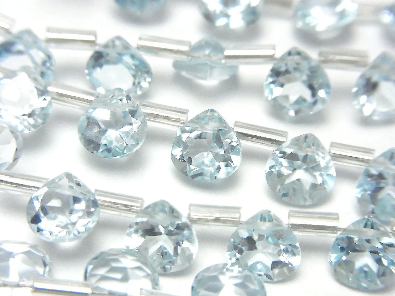 高品質天空藍拓帕石 AAA 馬眼刻面 6x6mm 半串或一串珠(18顆)