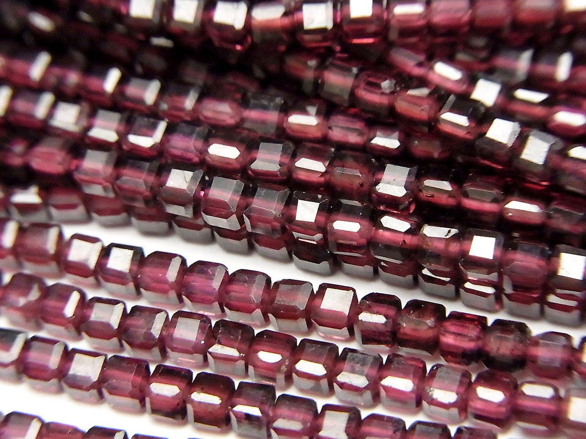 High Quality! Garnet AAA- Cube Shape 2x2x2mm 1strand beads (approx. 15 inches/37 cm)
