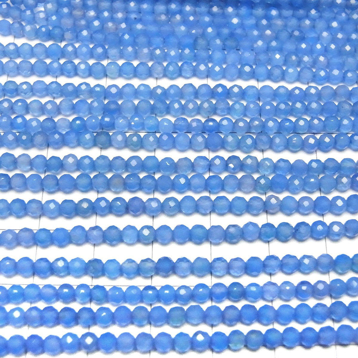Haute qualité ! Agate bleue AAA à facettes rondes 3mm 1fil de perles (env. 37cm)