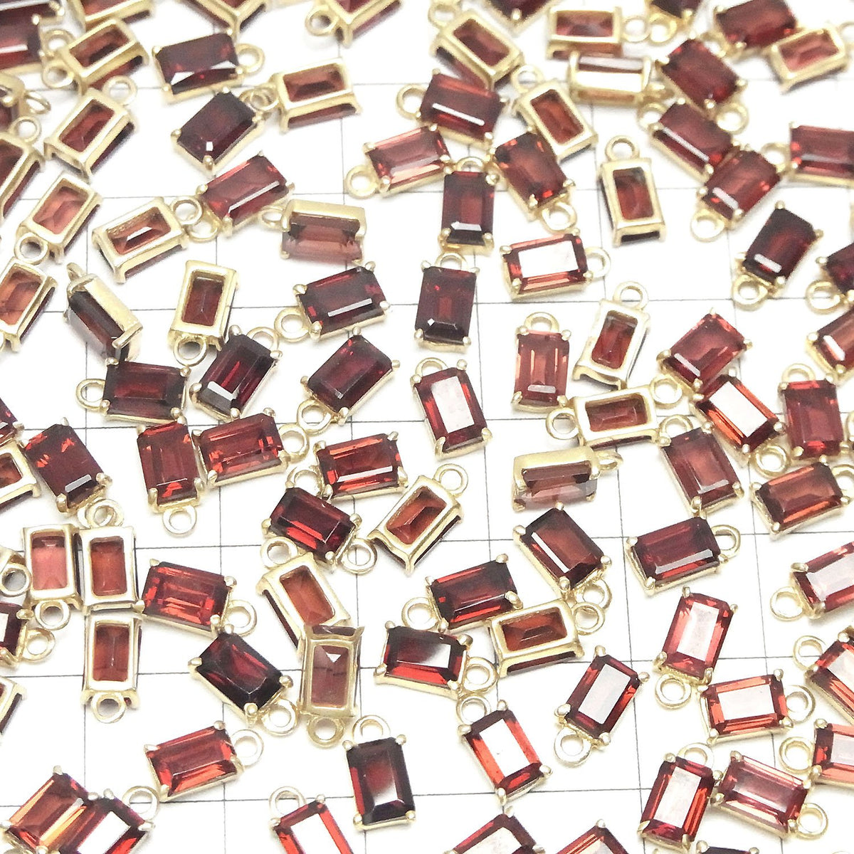 高品質莫三比克石榴石 AAA 刻面長方形包鑲 6x4mm 18KGP 2顆
