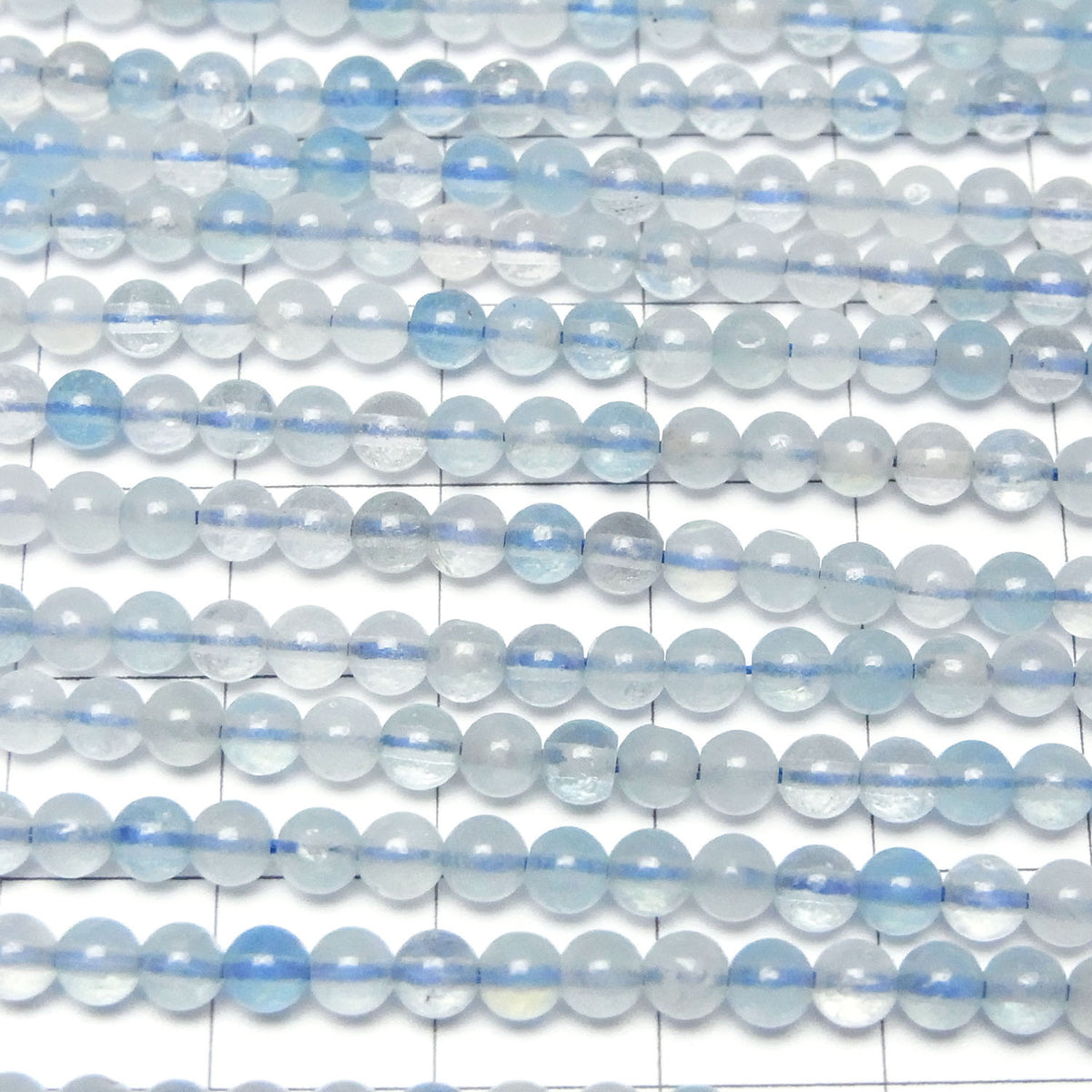 Perles rondes en aigue-marine AA+ 4 mm 1 fil (environ 37 cm)