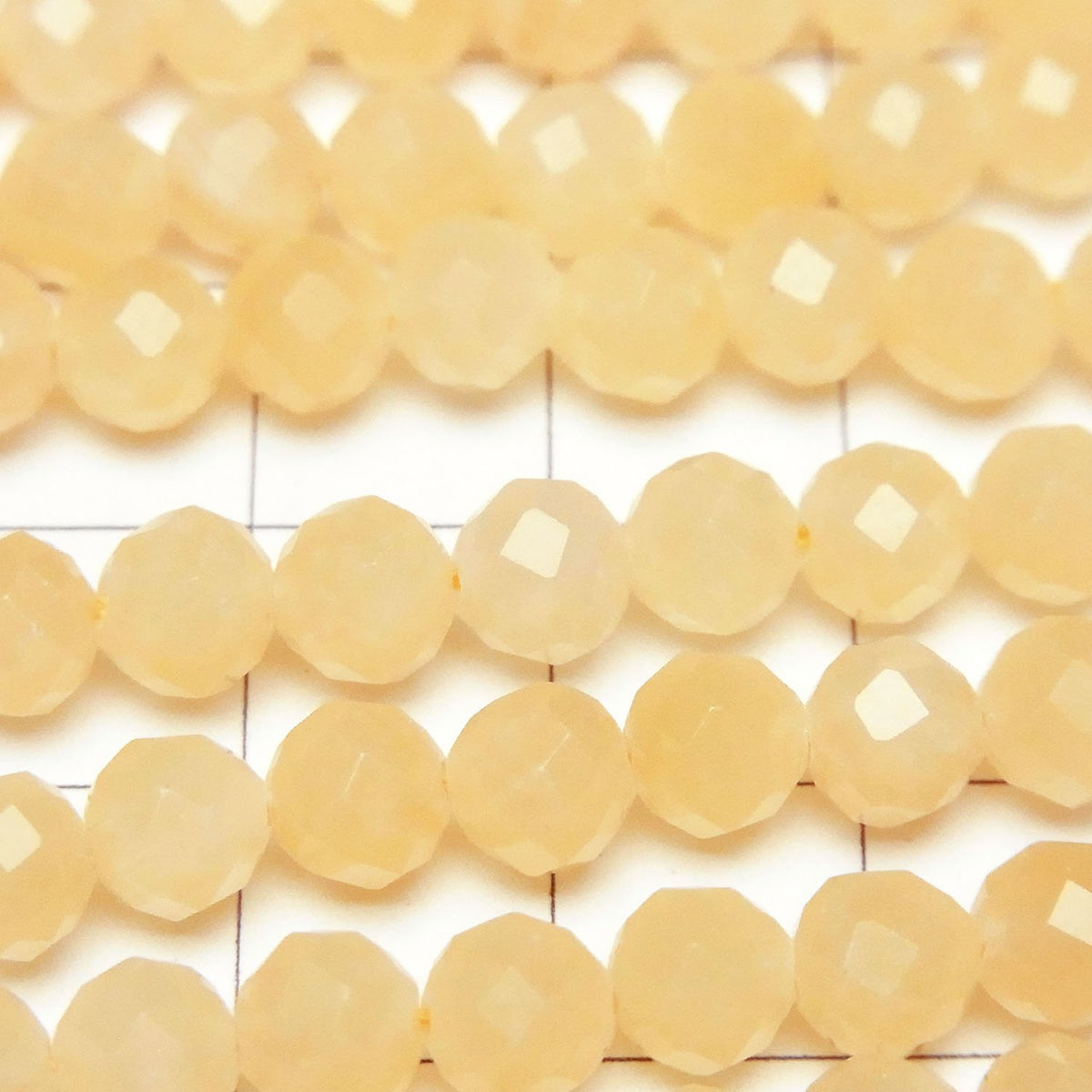 Haute qualité ! Perles de jade jaune à 64 facettes, rondes, 6 mm, 1 fil (environ 15 pouces/37 cm)