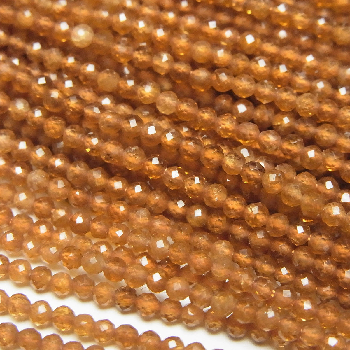 Haute qualité ! 2pcs 5,79 $ ! Grenat Hessonite AAA Rond facetté 2mm 1 fil de perles (env. 15inch/36cm)