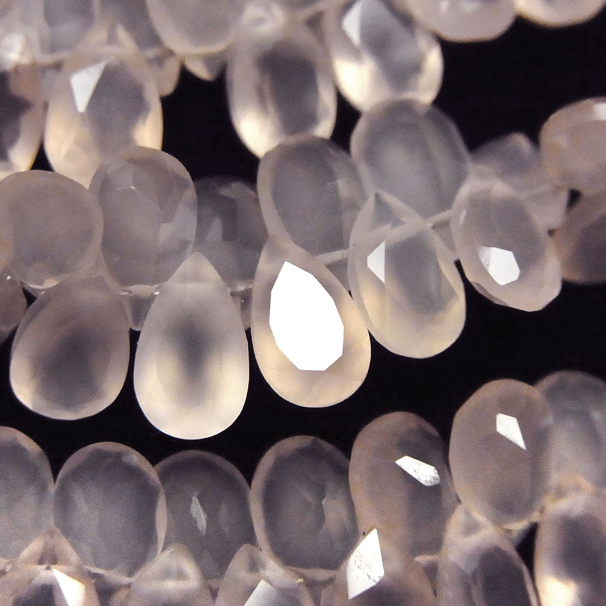 High Quality Pink Chalcedony AAA Pear shape Faceted 8 x 5 x 3 mm 1/4 or 1strand beads (aprx.7 inch / 17 cm)