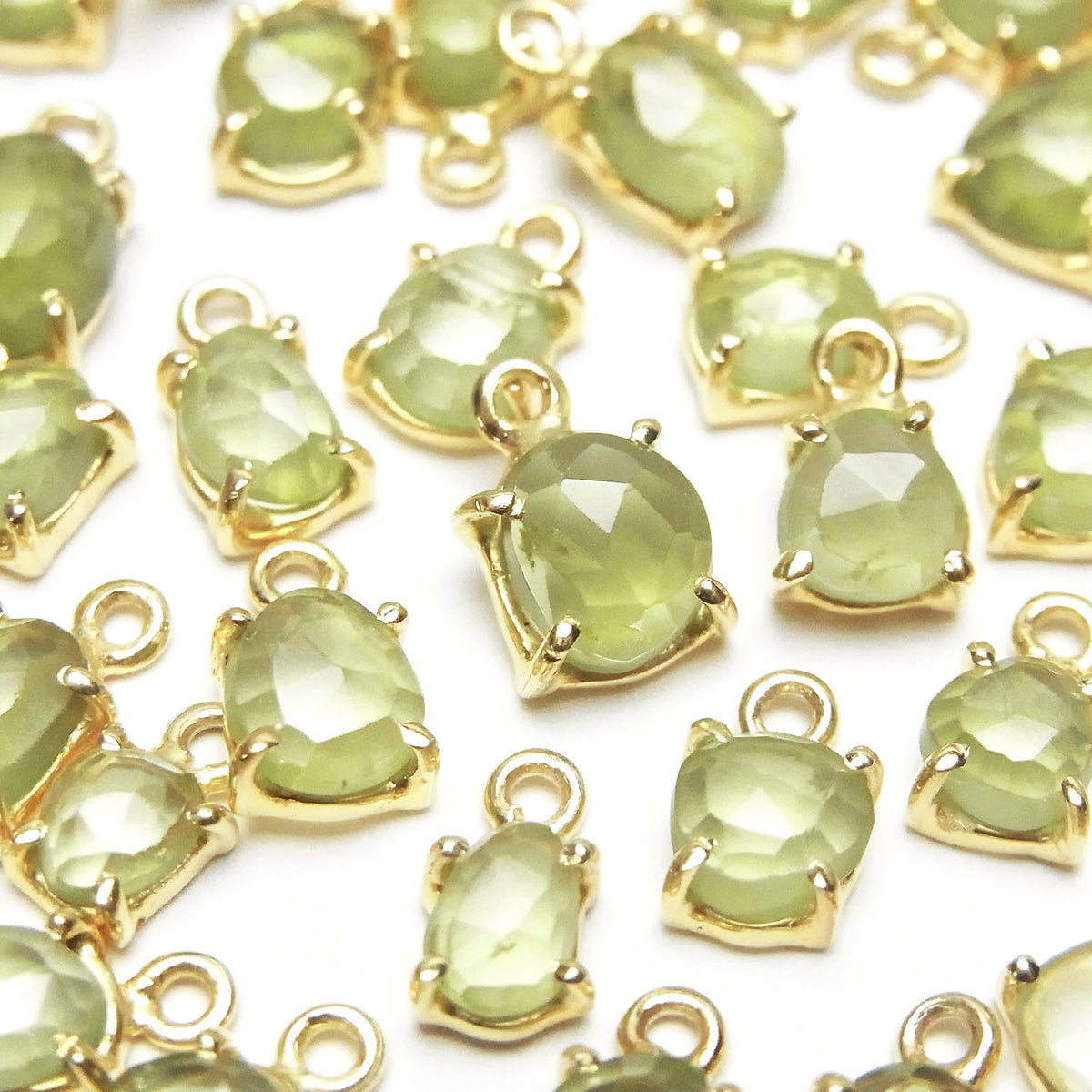 High Quality Peridot AAA- Bezel Setting Freeform Rose Cut 18KGP 3pcs