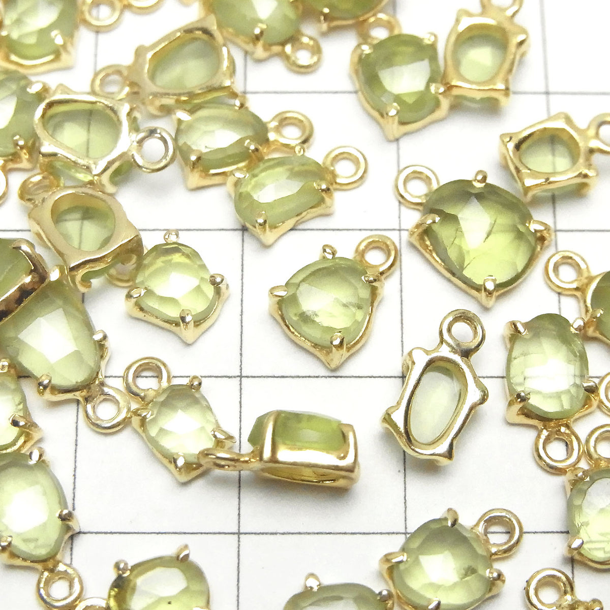 High Quality Peridot AAA- Bezel Setting Freeform Rose Cut 18KGP 3pcs