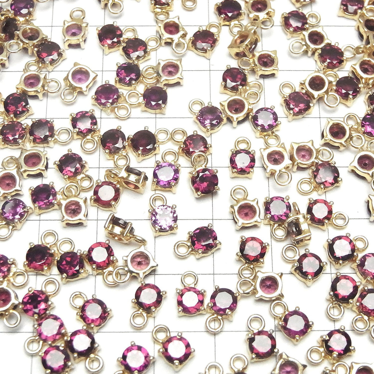 High Quality Rhodolite Garnet AAA Bezel Setting Round Faceted 5x5mm 18KGP 2pcs