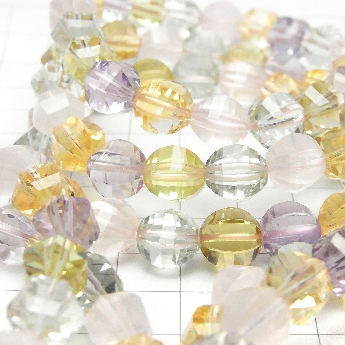 Perles de qualité supérieure en pierres mélangées AAA, facettées miroir, rondes 10 mm, 1 fil (Bracelet)