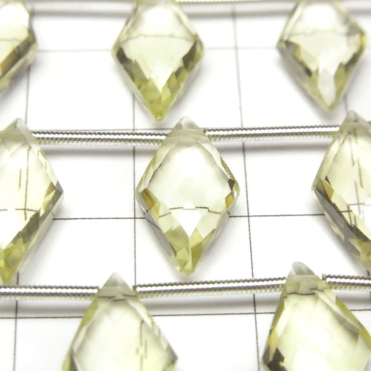 High Quality Lemon Quartz AAA Diamond Shape 17x9mm 1strand beads (8pcs )