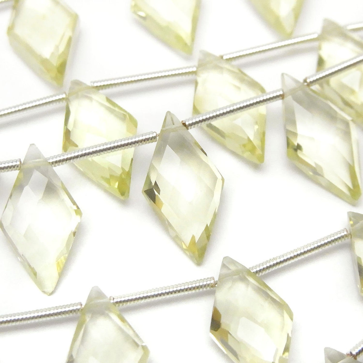 High Quality Lemon Quartz AAA Diamond Shape 17x9mm 1strand beads (8pcs )