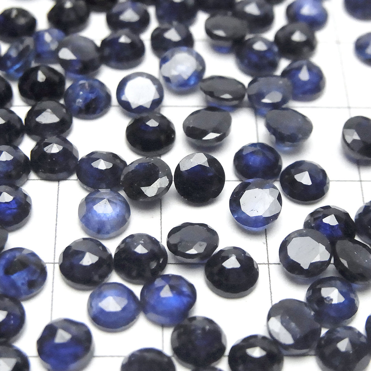 Saphir Bleu de Haute Qualité AAA - Pierre non montée Facettée Ronde 5x5mm 3 pièces