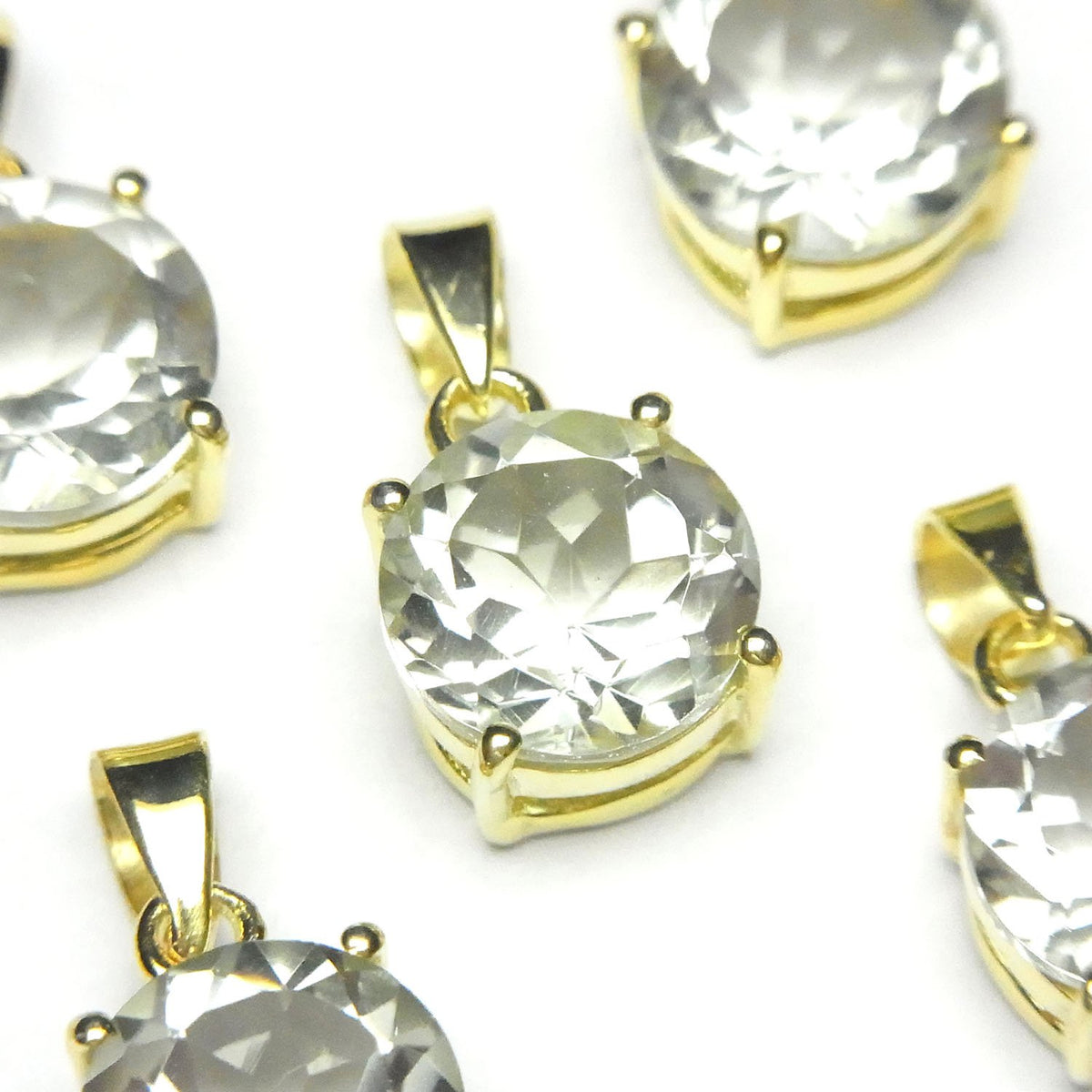 Pendentif Améthyste Verte AAA Ronde Facettée Haute Qualité 10x10mm 18KGP