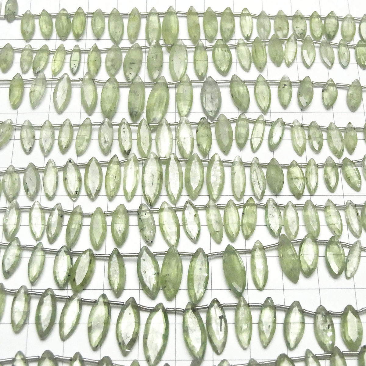 Cyanite Verte AA++ Marquise Plate demi ou 1 rang de perles (22 pièces)